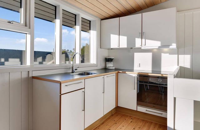2-4-person bungalow in the holiday park Landal Søhøjlandet