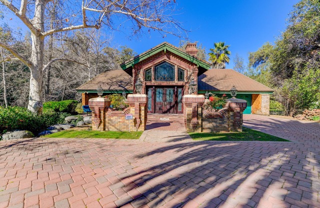 2 Acre Private, Spacious Home in Poway w/ Pool & Jacuzzi