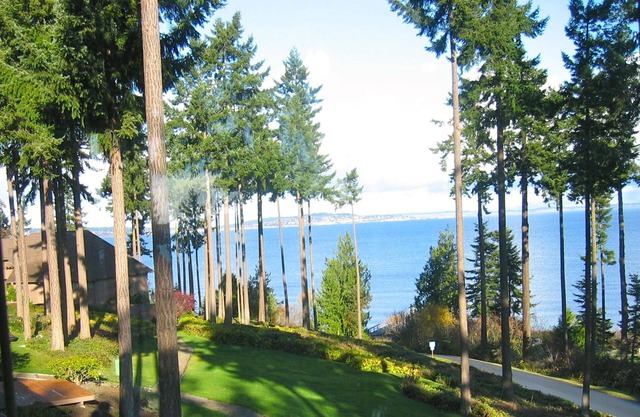 2 bd / 2 bth Penthouse Inlet / OceanView Eigentumswohnung in Prestiges Gated Community Kala Pt.