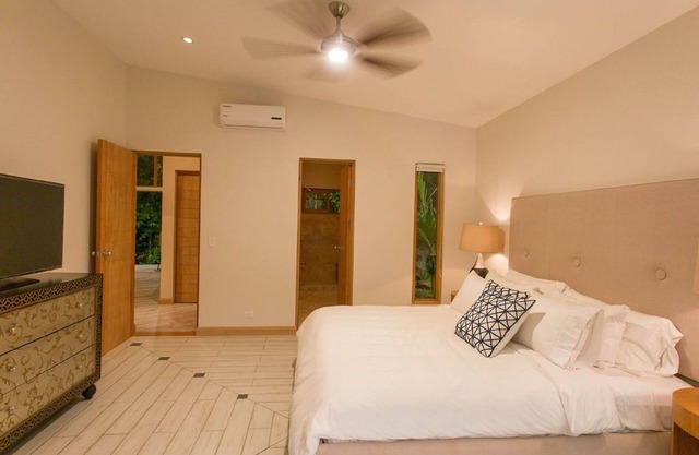 Luxus 2 Bd Villa Mono Titi # 1 in Rio Mono, Valle Pura Vida, Manuel Antonio