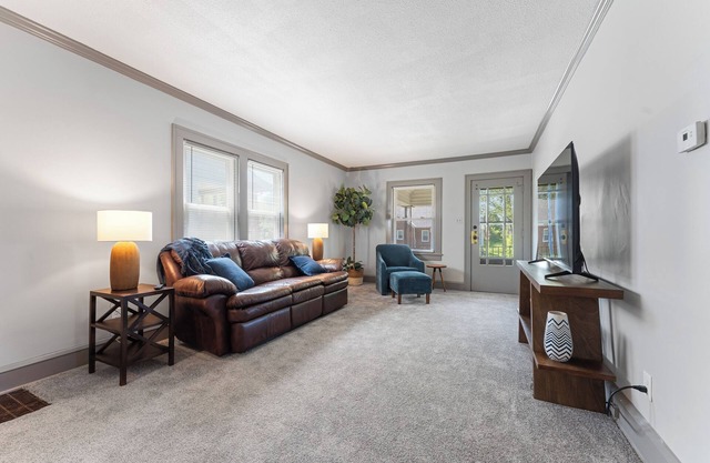 2 Bed, 1 Bath Small Ranch in Canton