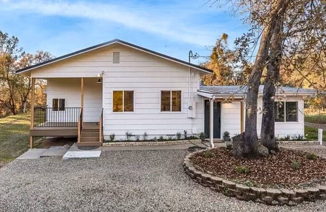 My 2 bed/2 bath home is located 50 minutes from the valley entrance to Yosemite.