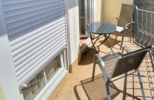 2-bed apartment/balcony, 1-room apartment, attic, AP1 - Ferienwohnungen Dehn