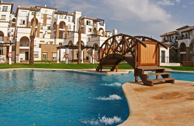 Ferienwohnung in der Nähe dem Strand mit Pools und Spa, Klimaanlage und WLAN