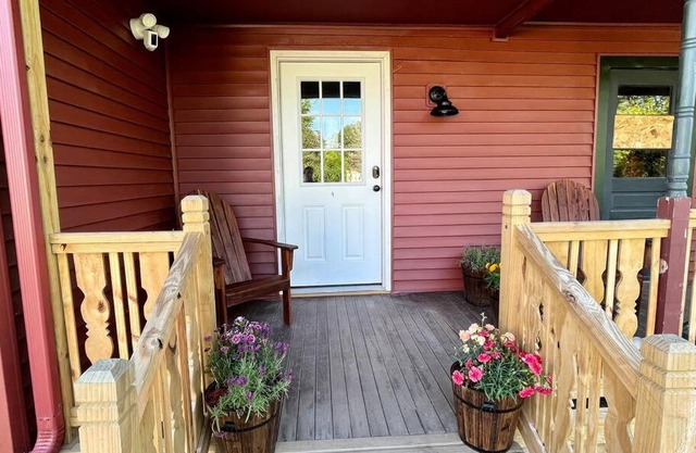 2 Bed Berkshire Getaway @ Stephentown Hotel