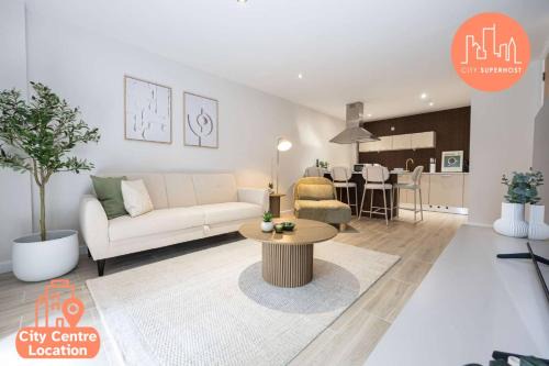 2 Bed Central Flat By City SuperHost