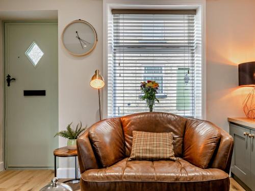 2 Bed in Bollington 94785