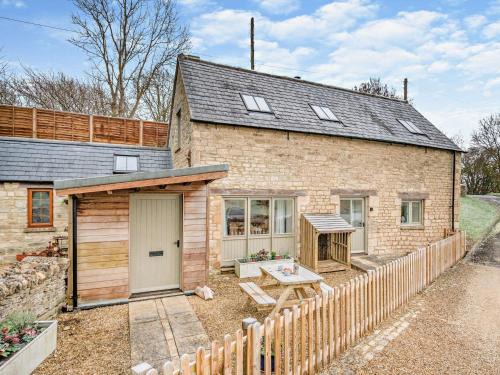 2 Bed in Cirencester 93878