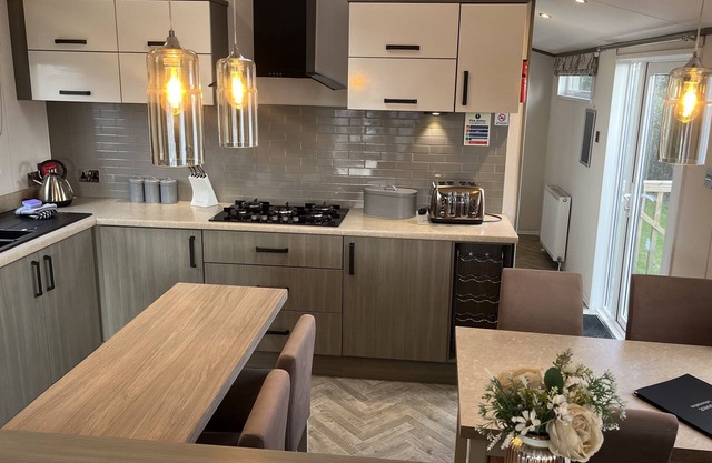 2-Bed Lodge Near Garstang and Poulton-Le-Fylde