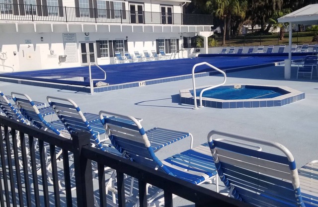 2 Bedroom 1.5 bath home in 55+ age community in Winter Haven FL