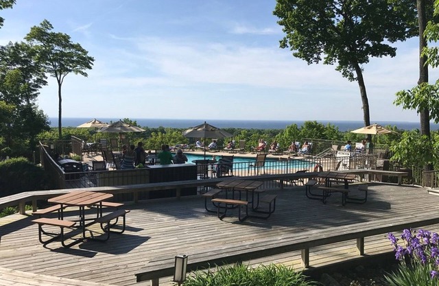 2 Schlafzimmer, 1 Bad Home Away From Home - Mit Blick auf den See