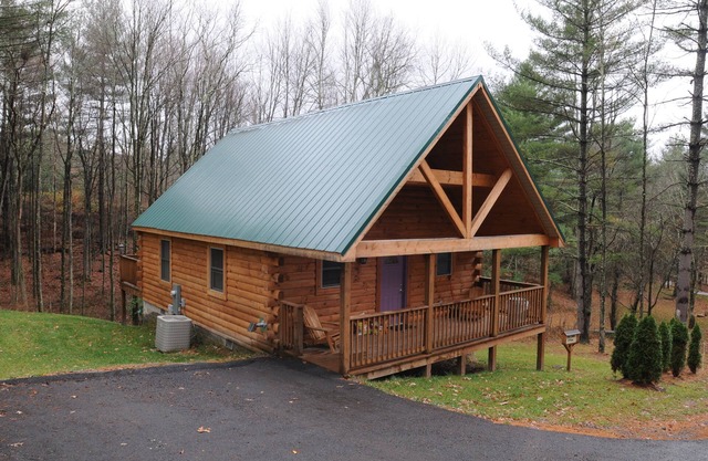 2 Bedroom 2 Bath Cabin