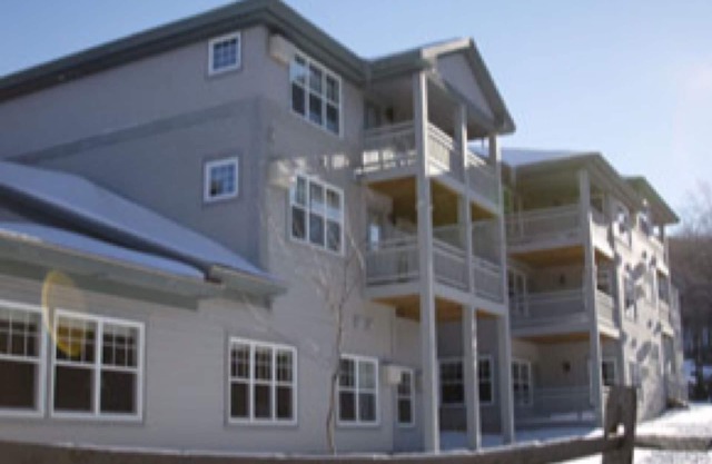 Deluxe Suite mit 2 Schlafzimmern im Smuggler's Notch Resort vom 11. bis 17. März