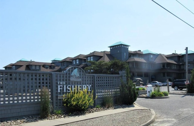 2 bedroom 2 bath ocean front condo with pool in Ship Bottom first floor unit