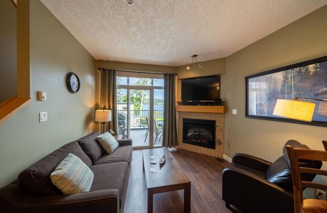 2 Bedroom, 2 Bathroom Townhome in Sooke, BC