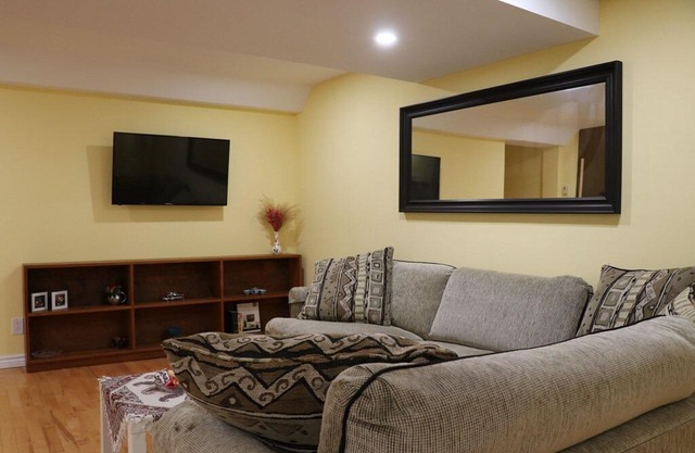 2 Bedroom 2Bath lovely unit in peaceful area