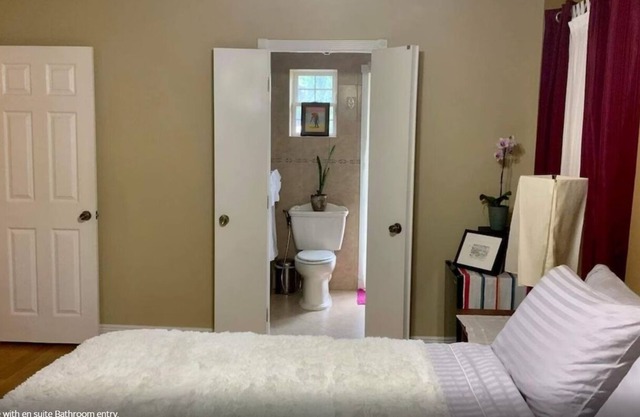 2 Bedroom 697410 by Houzlet