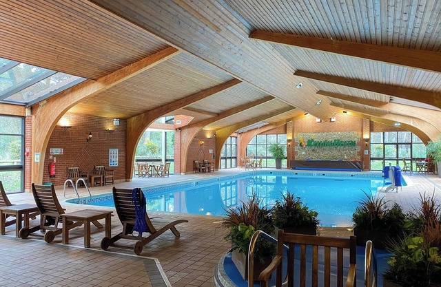 2 bedroom accommodation in Kelling Heath