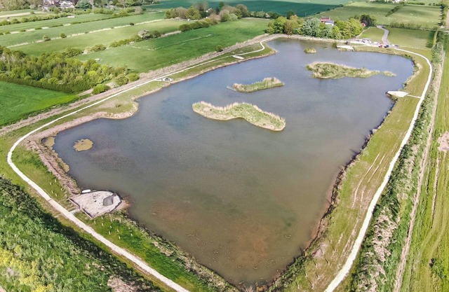 Stunning lovely peaceful location, ideally from getting away from it all.