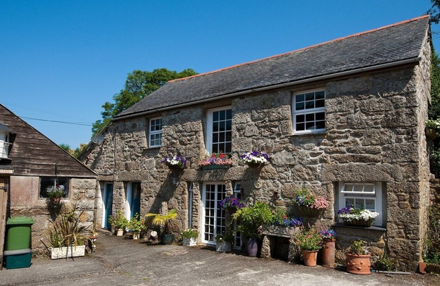 2 bedroom accommodation in Nancledra, near St Ives