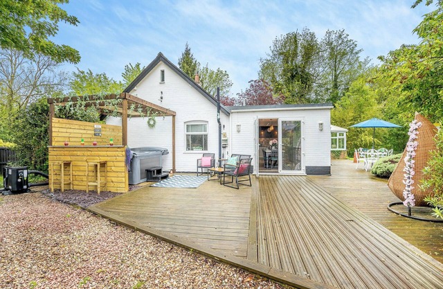 2 Schlafzimmer Unterkunft in Bratoft, near Burgh-le-Marsh