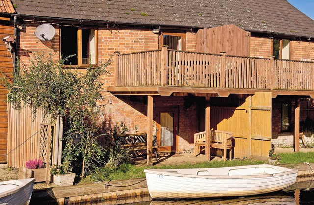 2 Schlafzimmer Unterkunft in Wayford Bridge, in der Nähe von Stalham