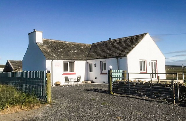 2 bedroom accommodation in Wick