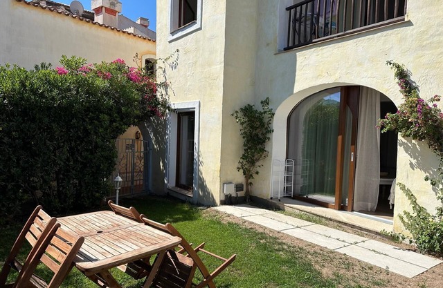 2-bedroom apartment nearby beaches of Liscia di Vacca, Costa Smeralda AC, WiFi