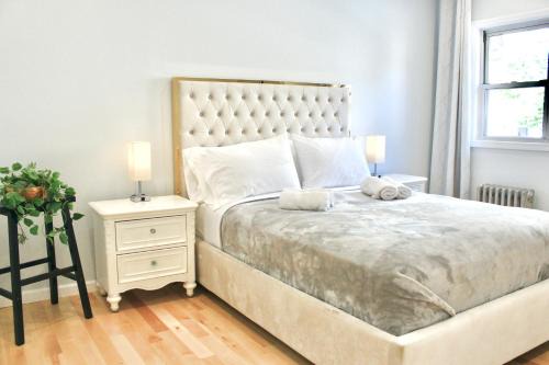 2-Bedroom Apartment 15 Minutes From Manhattan in LIC Astoria Queens