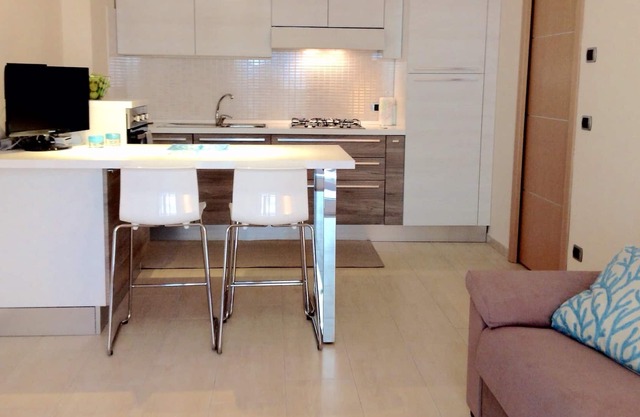 2-room apartment a stone's throw from the beach in Letojanni, ideal for families