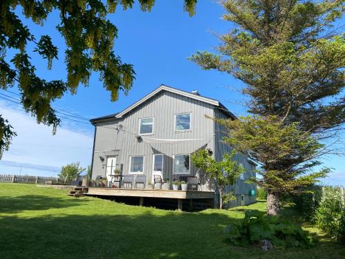2 Bedroom Apartment in Island Paradise