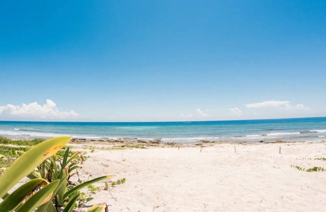 2-bedroom apartment in charming Tankah Bay, Tulum with Beach Access and Pool