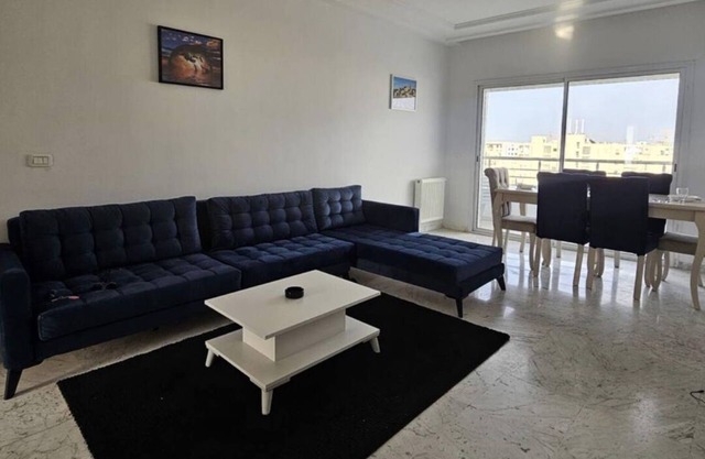 2 Bedroom Apartment in Tunis