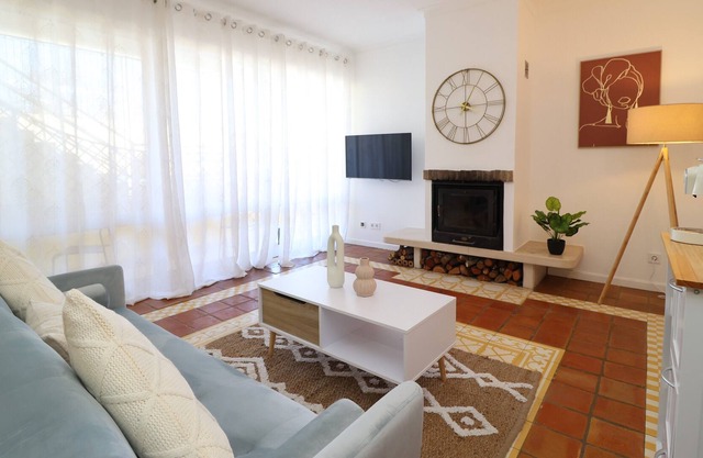 2 Bedroom Apartment with Swimming Pool in Boliqueime - Algarve