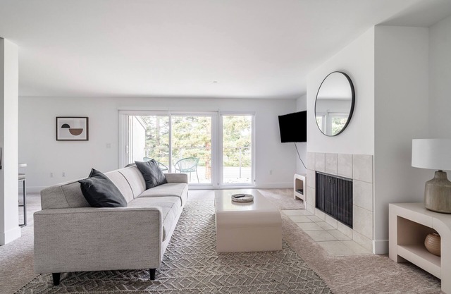 2 bedroom apartment Menlo park