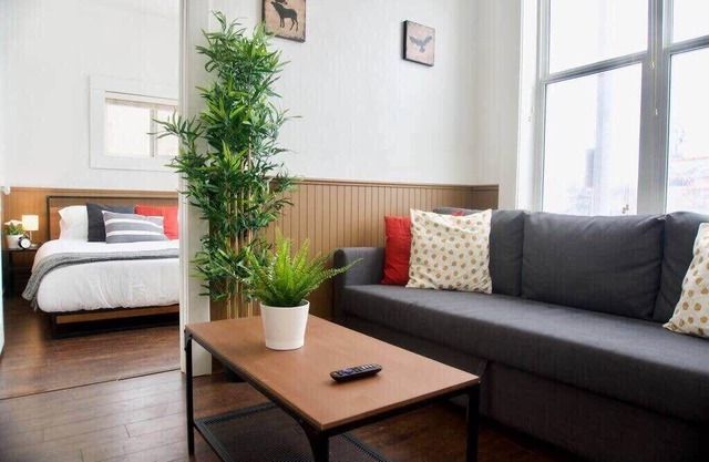 BEST Airbnb in Moose Jaw Large 2-BR Parking Coffee