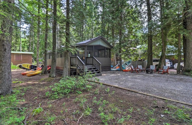 2 Bedroom Cabin Inside Glacier National Park