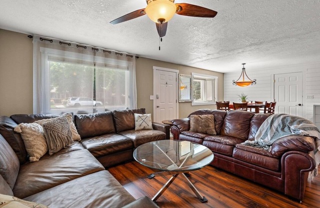 2 Bedroom Centennial Home near Downtown Boise and BSU
