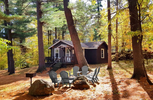 2 Bedroom Chalet with Fireplace
