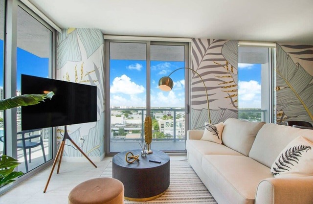 2 Bedroom -City View- Miami Design District - 1002