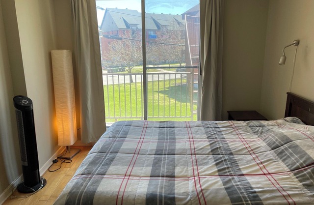 2 bedroom condo in a family oriented neighbourhood