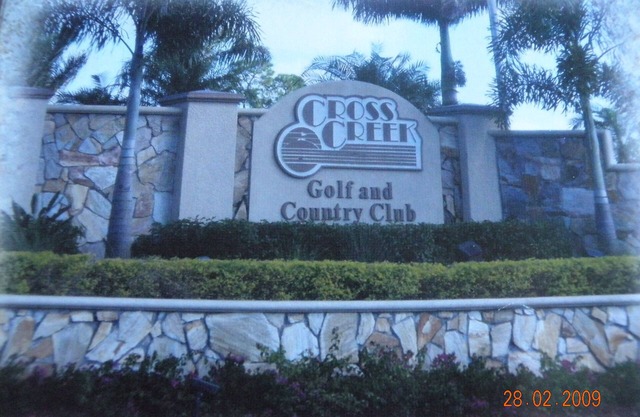 2 BEDROOM CONDO IN GOLFING COMMUNITY,