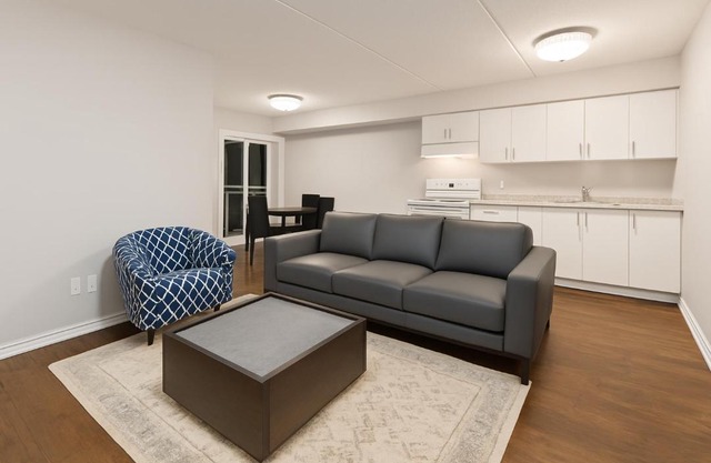 2 Bedroom Condo in Milton