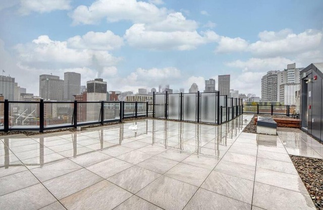 2 bedroom Condo in the heart of the city Montreal
