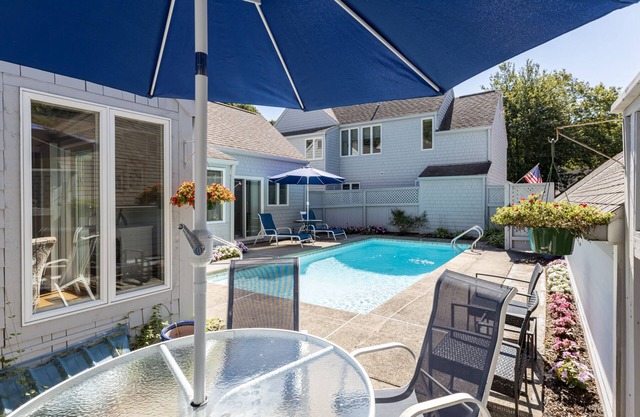 The Pool Villas @ New Seabury-2 Bedroom, 2 full baths, private heated pool