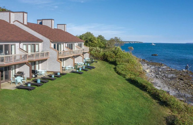 2 Bedroom Condo w/ Full Kitchen at Newport Overlook Resort!!
