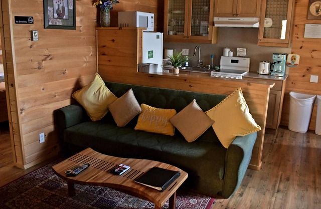 2 Bedroom Cottage, sleeps 5