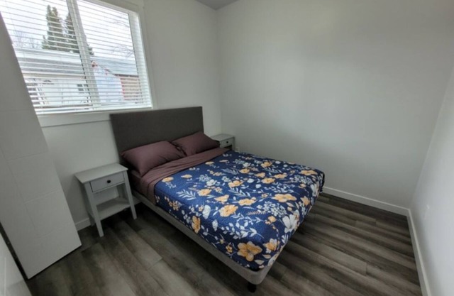 2 bedroom cozy suite
