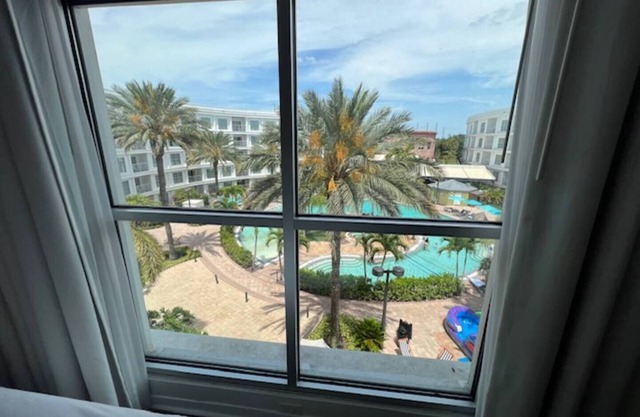 2 Bedroom * Disney * Universal * Epic King & 2 Queens