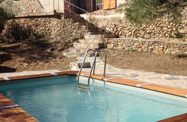 2 Schlafzimmer Eco Bauernhaus mit Meerblick auf einem Bio-Bauernhof in Tarragona, Spanien